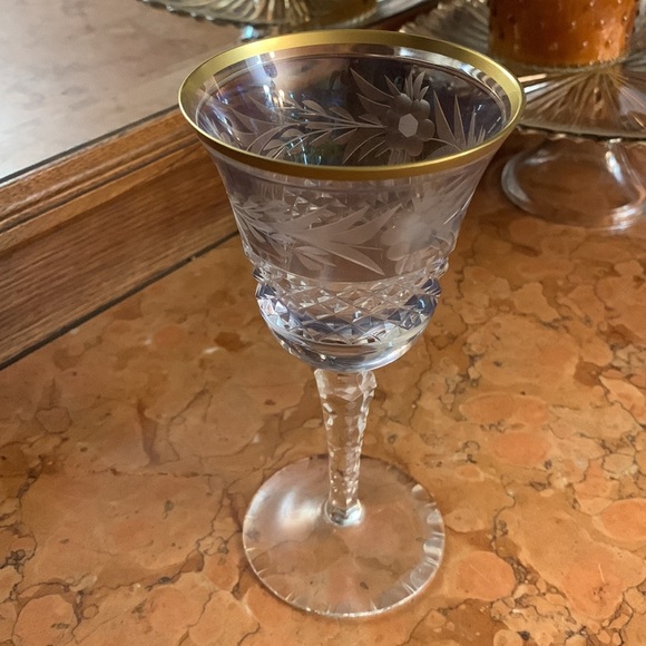 Marchioness by Ebeling and Reuss Green Crystal Wine Glass Western Germany - Picture 4 of 5